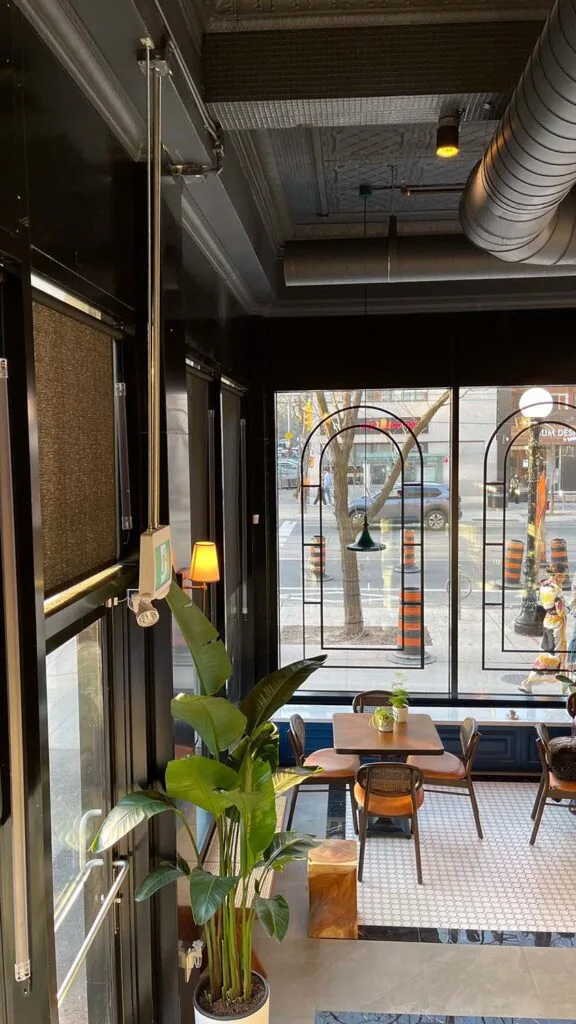 Lio loqum In Torento - Derun architecture and interior design - commercial and hospitality design - cafe design - Turkey and UAE
