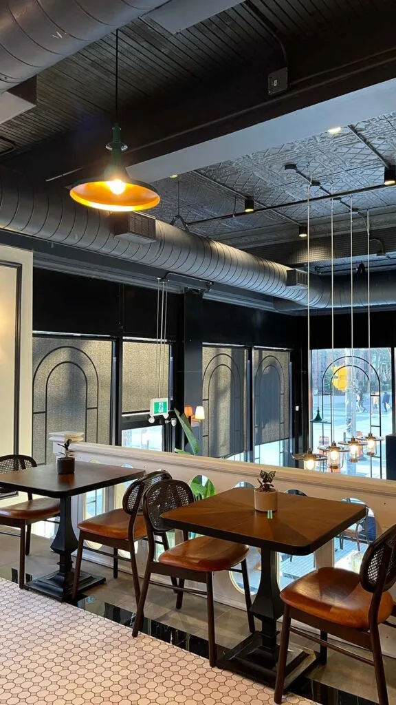 Lio loqum In Torento - Derun architecture and interior design - commercial and hospitality design - cafe design - Turkey and UAE